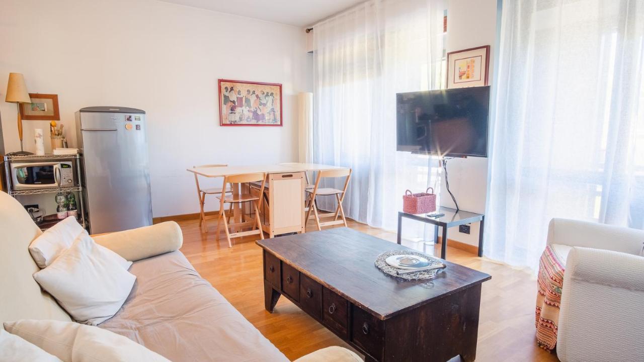 The Zodiac Apartment - Italian Homing 시르미오네 외부 사진